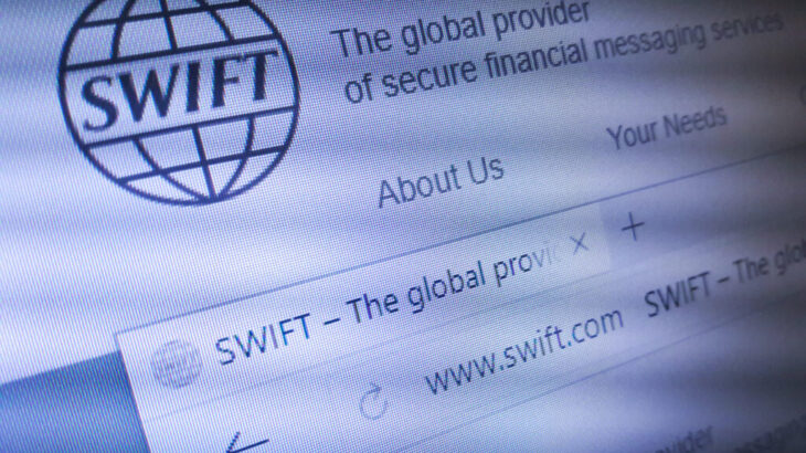 SWIFT、暗号資産と伝統的資産を扱えるネットワーク構築へ──チェーンリンクと連携して概念実証