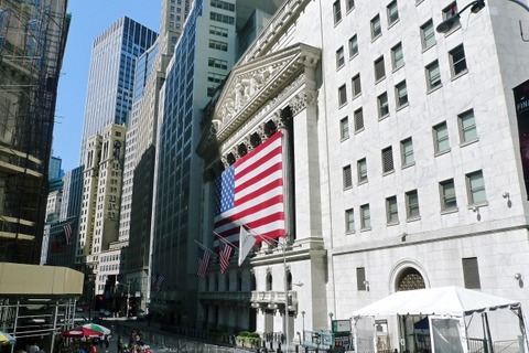 ニューヨーク証券取引所、ビットコインオプション上場を計画──伝統的金融大手の暗号資産参入進む